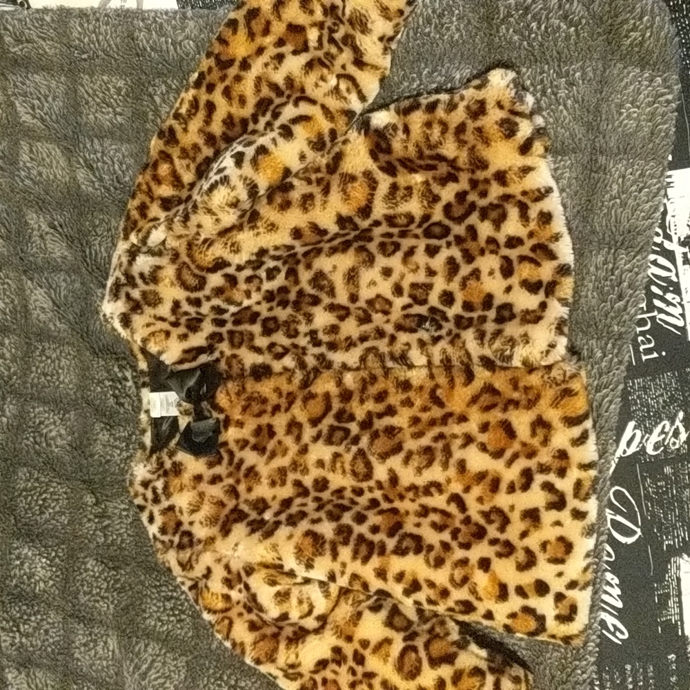 Toddler Leopard Jacket - Picture 2 of 4